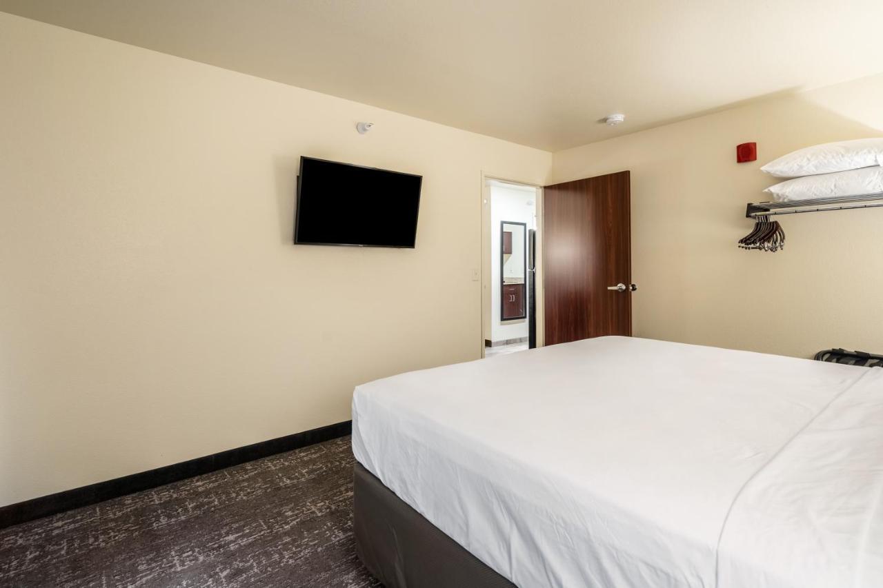 Cobblestone Hotel & Suites - Newport المظهر الخارجي الصورة