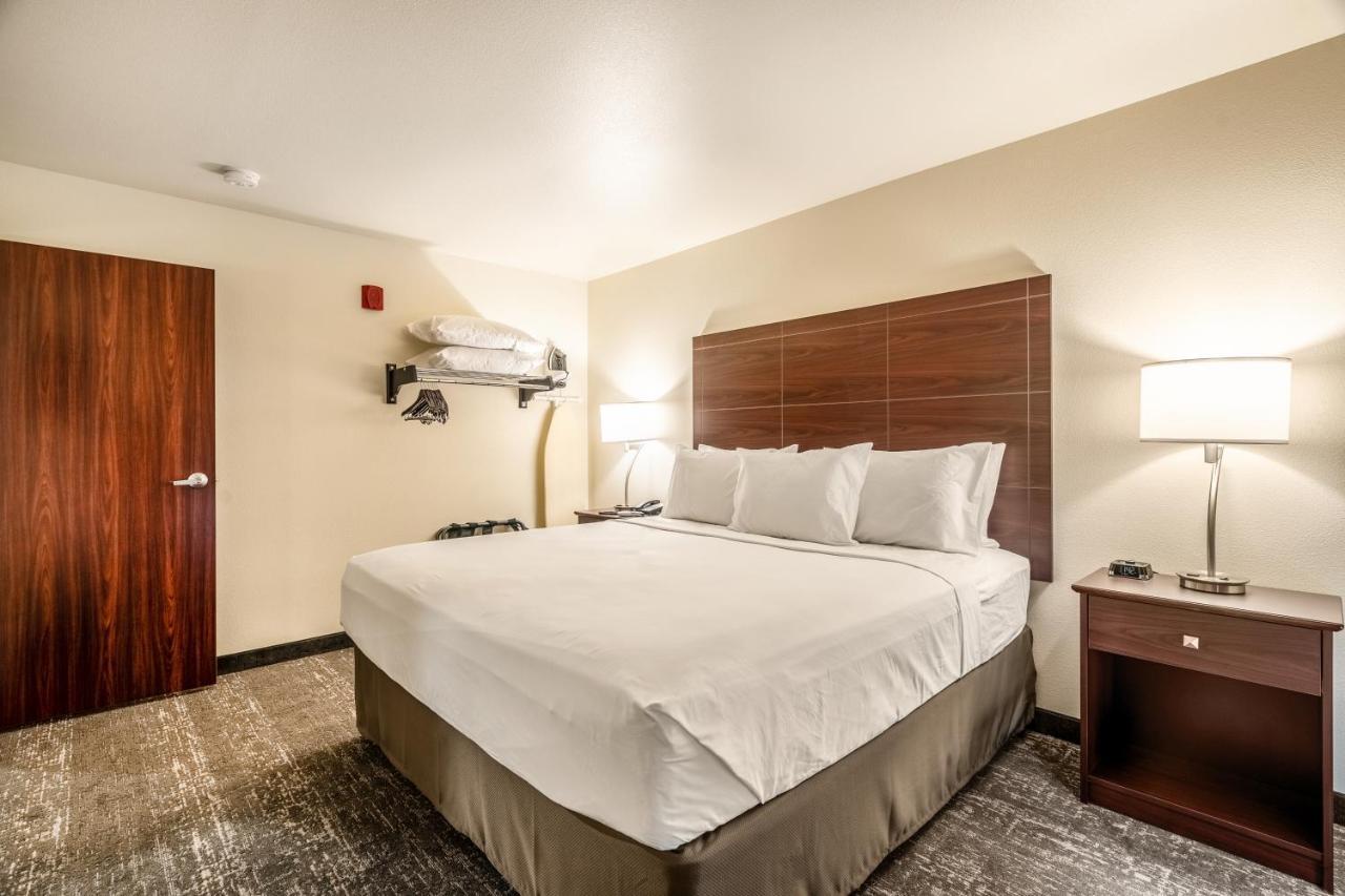 Cobblestone Hotel & Suites - Newport المظهر الخارجي الصورة